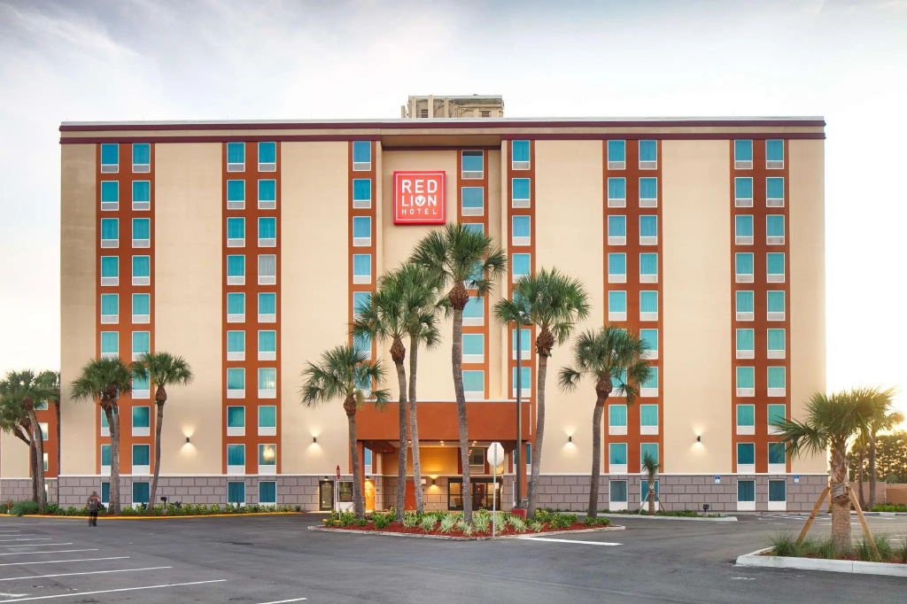 photo 1 of Radisson Hotel Orlando Lake Buena Vista South