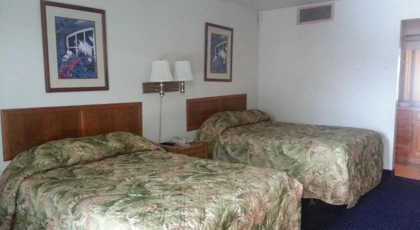 photo 1 of Americas Best Inns-Clarksville