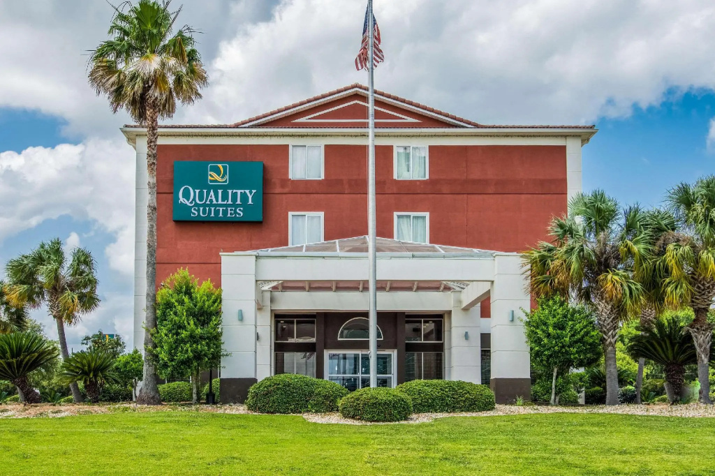 photo 1 of The Marco Hotel Lake Charles