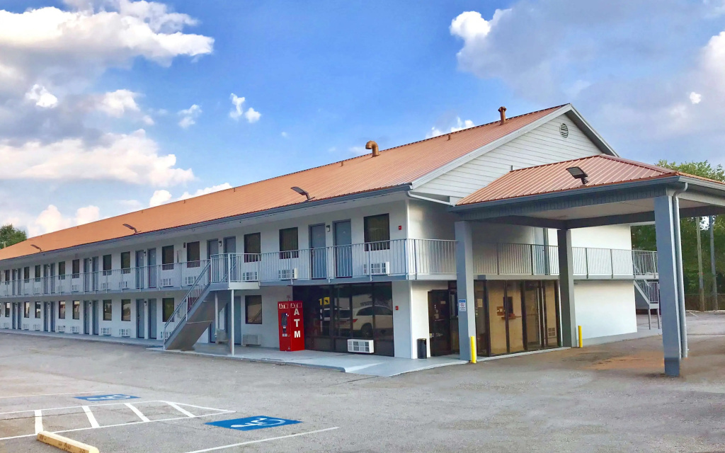 photo 1 of Americas Best Value Inn Decatur, GA