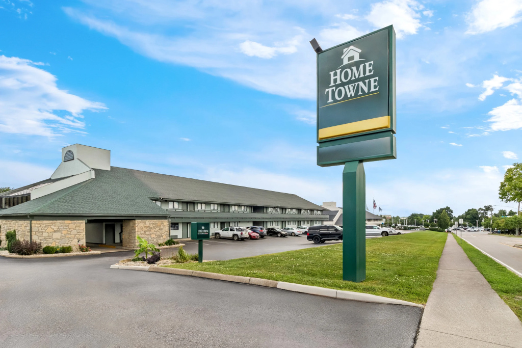 photo 1 of HomeTowne Studios by Red Roof Florence, KY-Cincinnati Airport