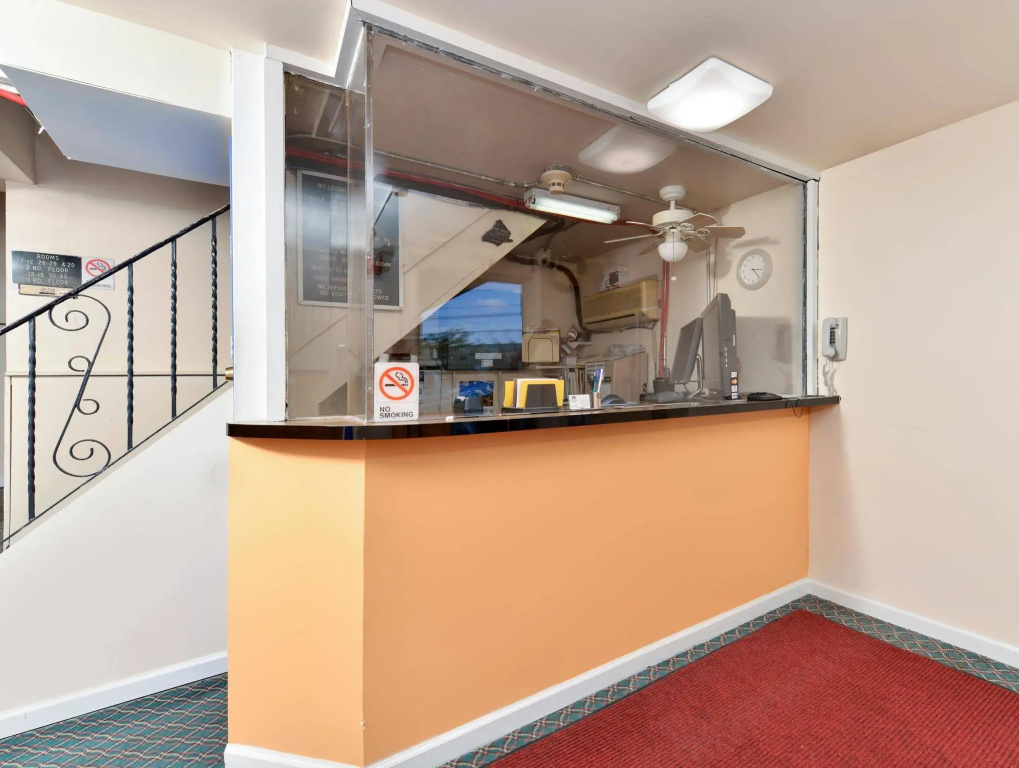 photo 1 of Media Inn and Suites
