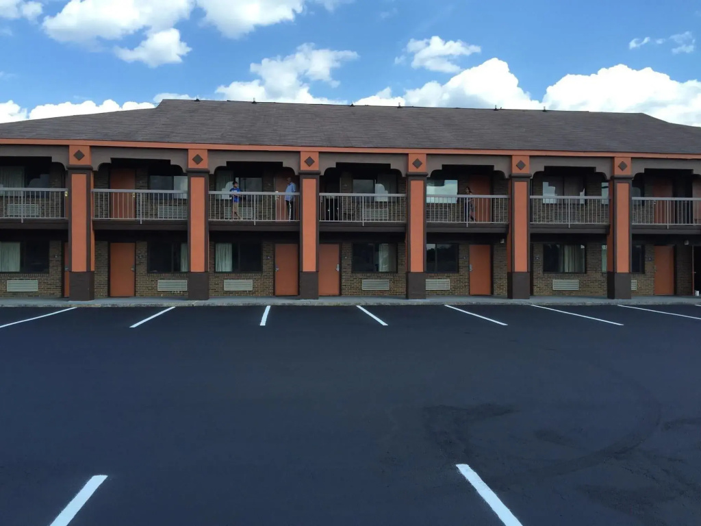 photo 1 of Americas Best Value Inn - Oxford / Anniston