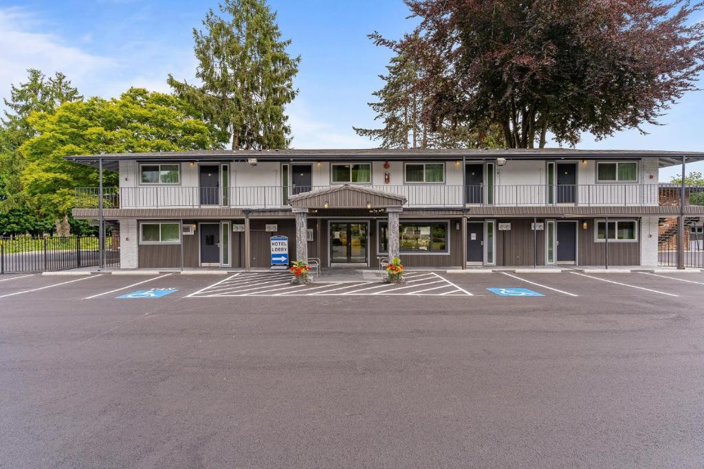 photo 1 of Interurban Suites Hotel, a Dazzler Select by Wyndham