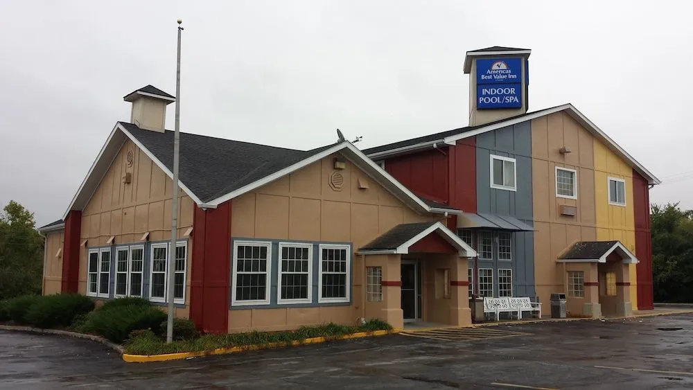 photo 1 of Americas Best Value Inn Leavenworth