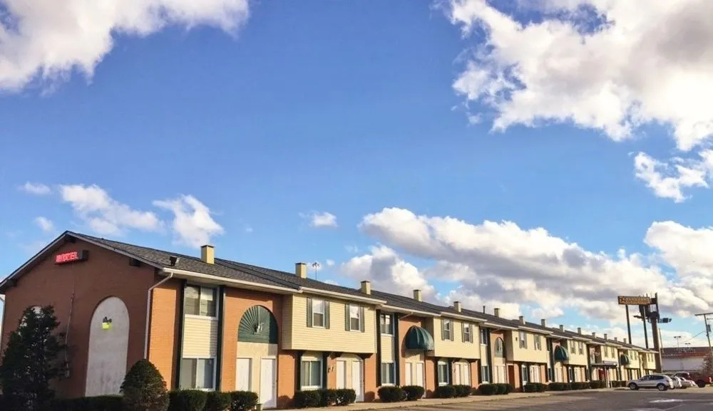 photo 1 of Magnuson Hotel Extended Stay Canton Ohio (ex. Americas Best Value Inn)