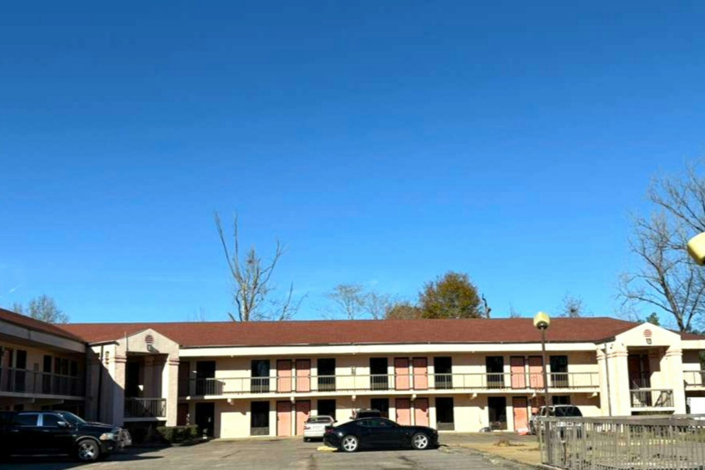 photo 1 of Americas Best Value Inn