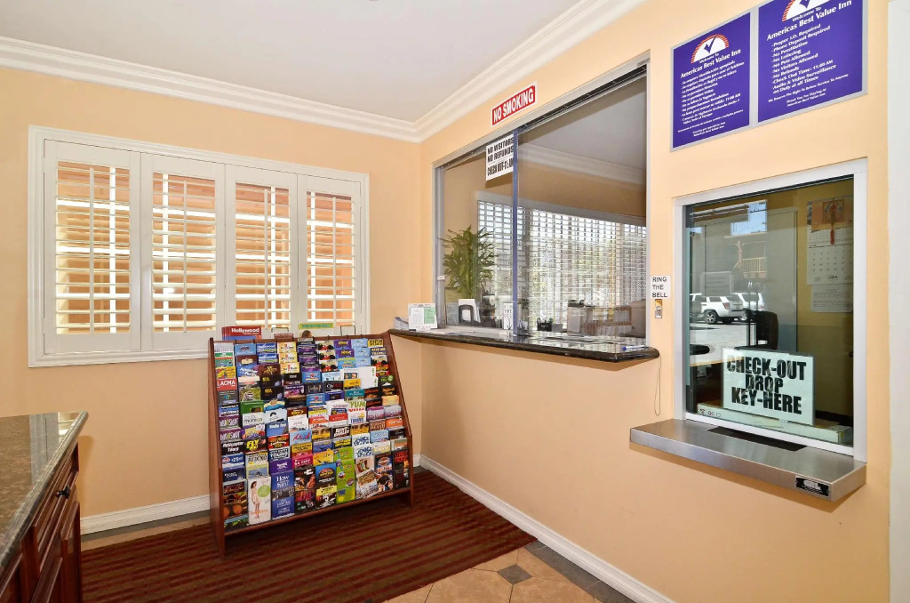 photo 1 of Motel 6 Los Angeles, CA - Downtown