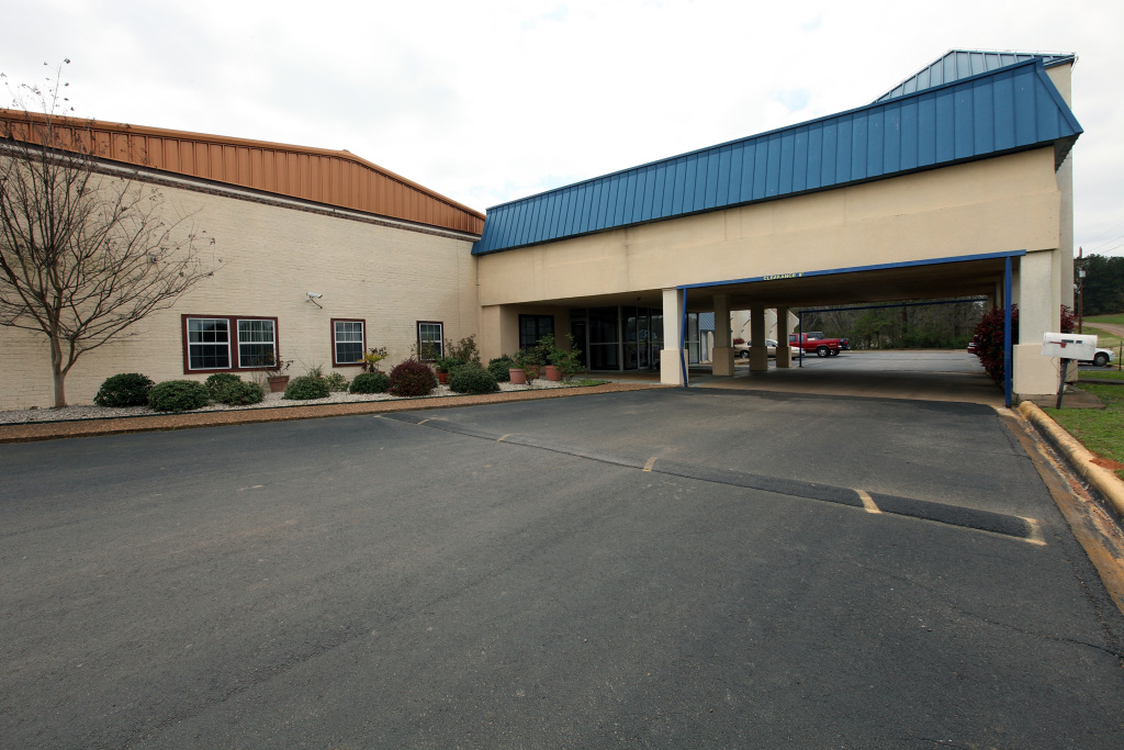 photo 1 of Americas Best Value Inn Marshall