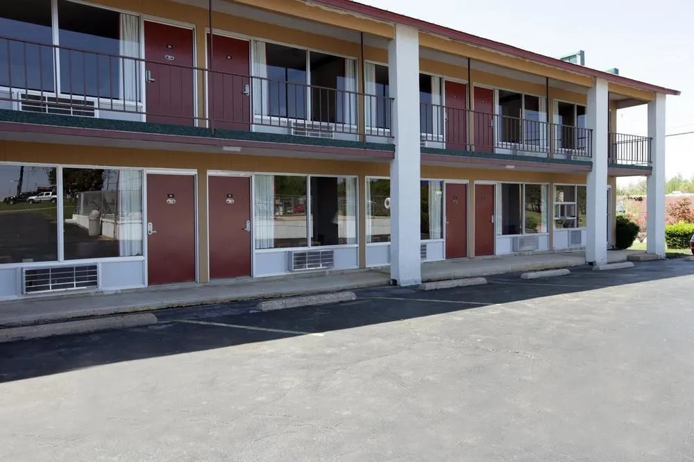 photo 1 of Americas Best Value Inn