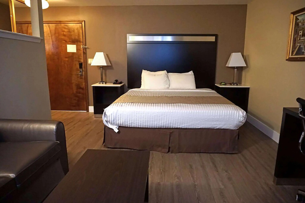 photo 1 of Travelodge by Wyndham Concord