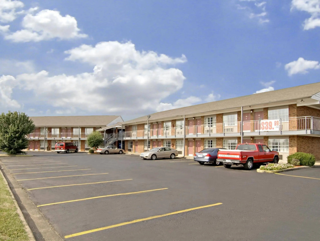 photo 1 of Americas Best Value Inn-Jonesboro