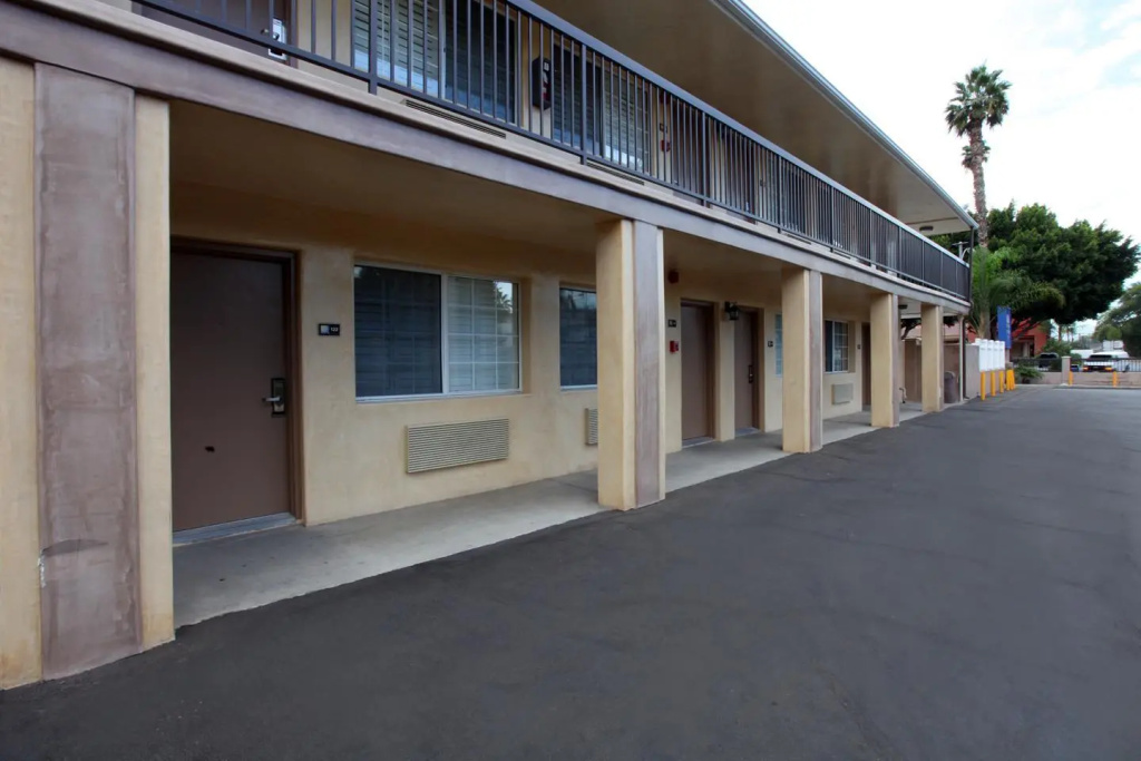 photo 1 of Raincross Hotel