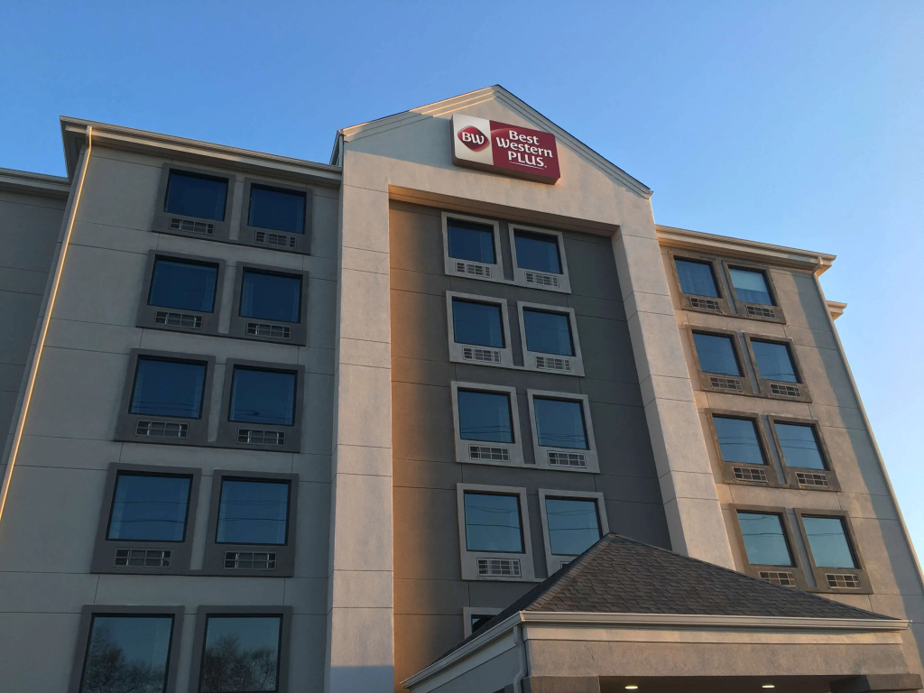 photo 1 of Best Western Plus Spartanburg