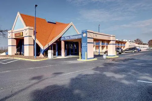 photo 1 of 罗拉骑士酒店(Knights Inn Rolla)