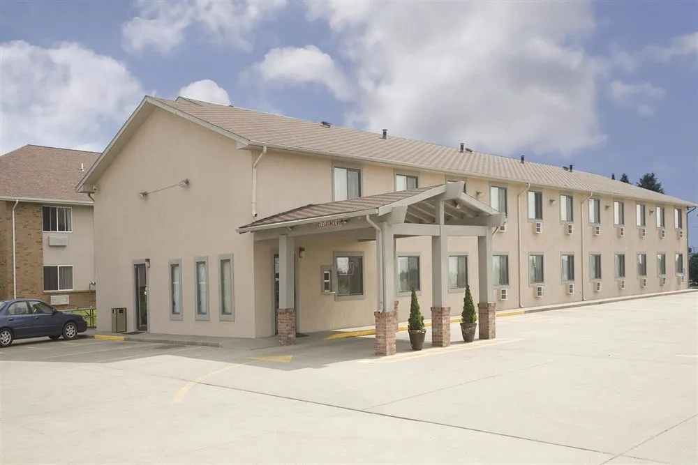 photo 1 of Americas Best Value Inn Burlington