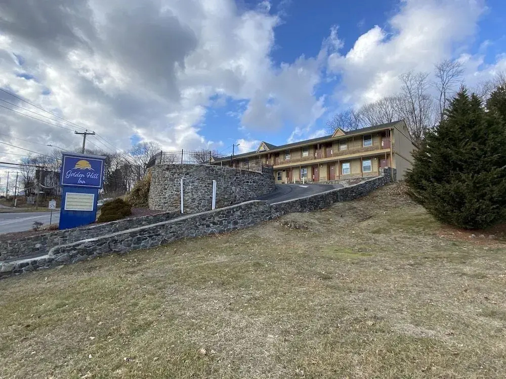 photo 1 of Americas Best Value Inn Danbury