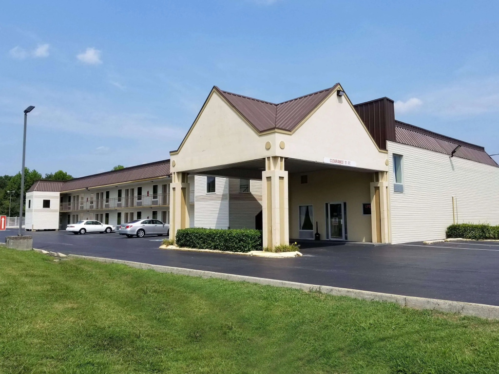photo 1 of Americas Best Value Inn Manchester, TN