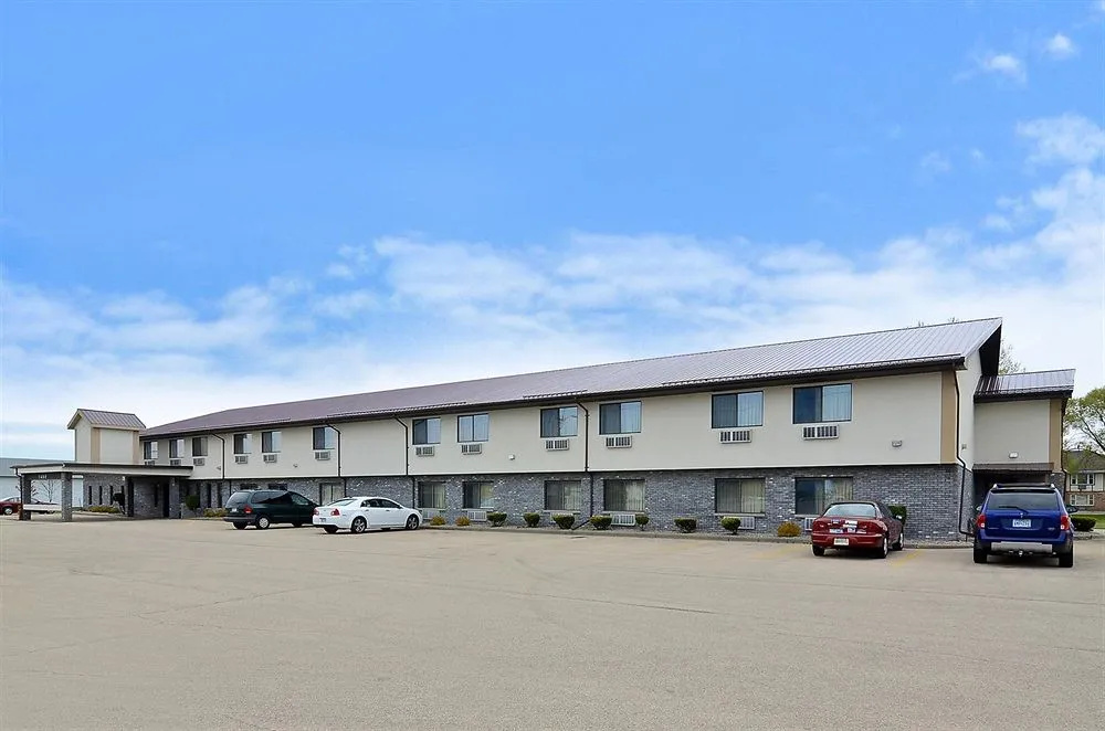 photo 1 of Americas Best Value Inn New London
