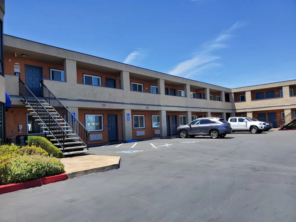 photo 1 of Americas Best Value Inn San Carlos