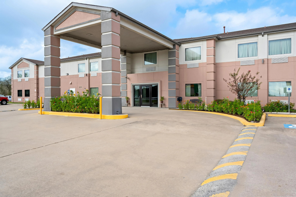 photo 1 of Americas Best Value Inn Somerville