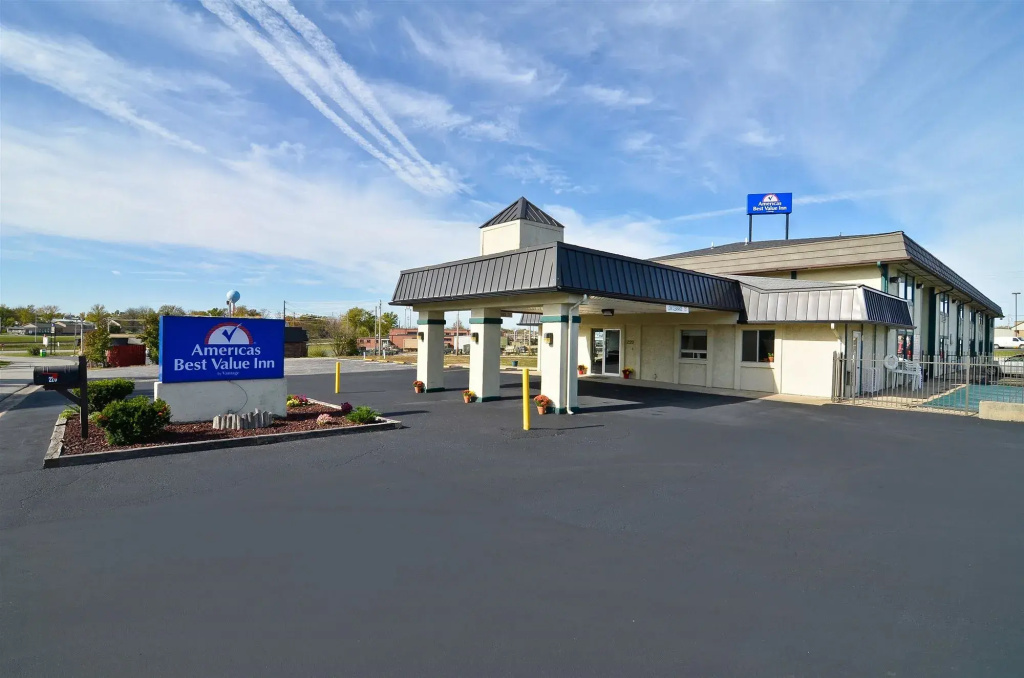 photo 1 of Americas Best Value Inn Warrenton