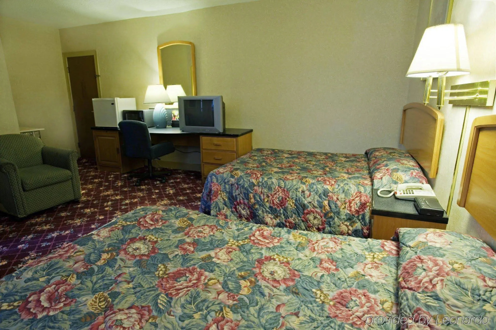 photo 1 of Americas Best Value Inn - Dearborn