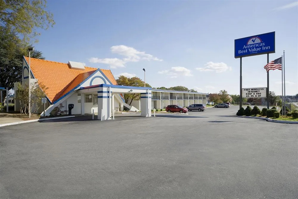 photo 1 of Americas Best Value Inn-Lynchburg/Madison Heights