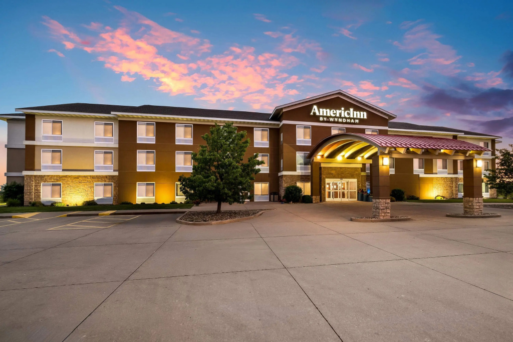 photo 1 of AmericInn by Wyndham Fairfield