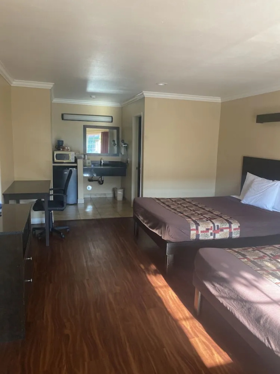 photo 1 of Anaheim Astoria Inn And Suites