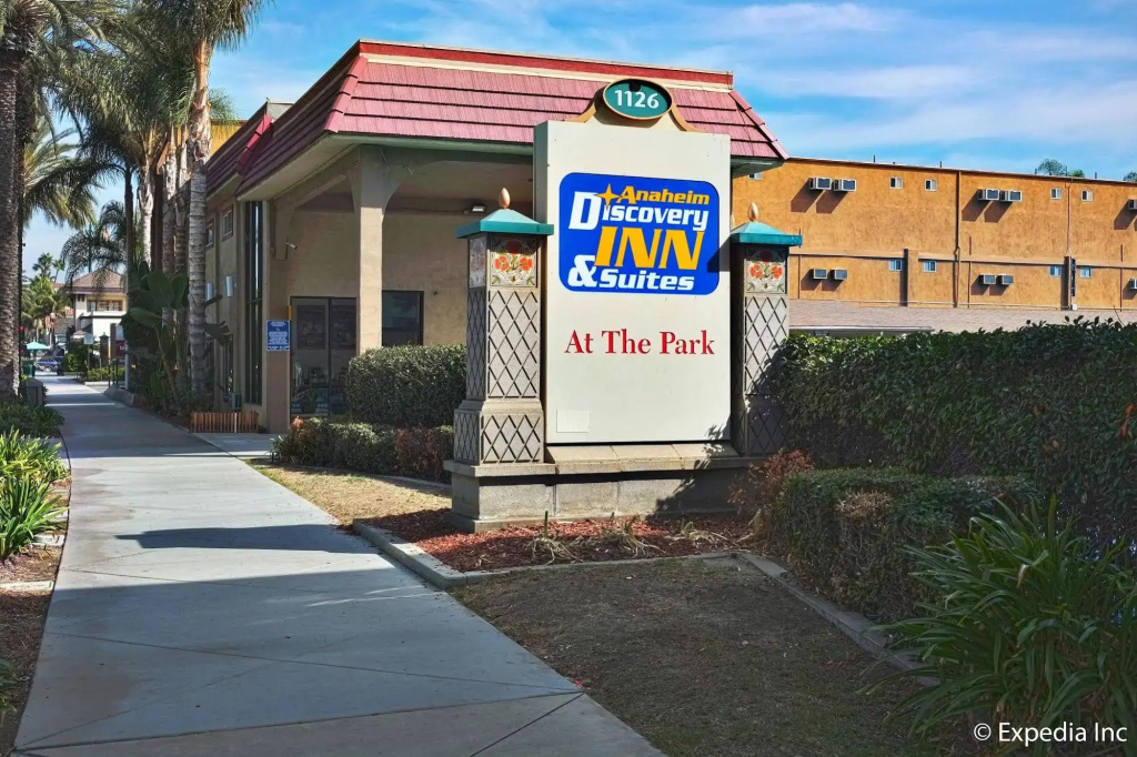 photo 1 of Anaheim Discovery Inn & Suites