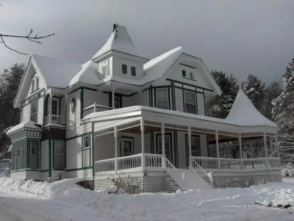 photo 1 of Antique Rose Inn Windham