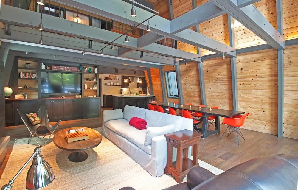 photo 1 of Aplin Base Camp House 3 Bedrooms 2.5 Bathrooms Home