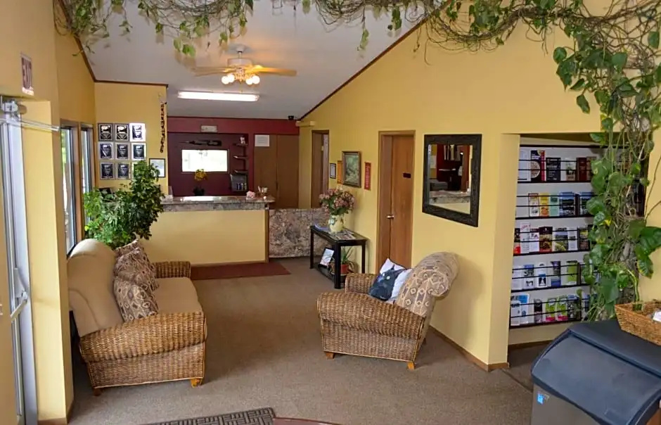 photo 1 of Arbor Inn of Historic Marshall