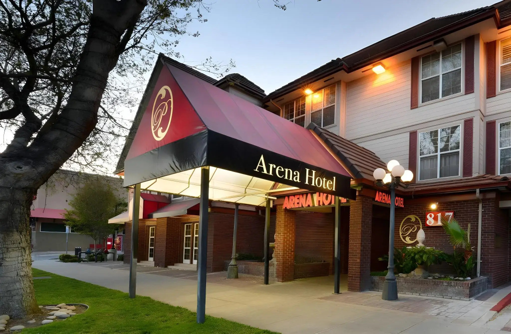 photo 1 of Arena Hotel