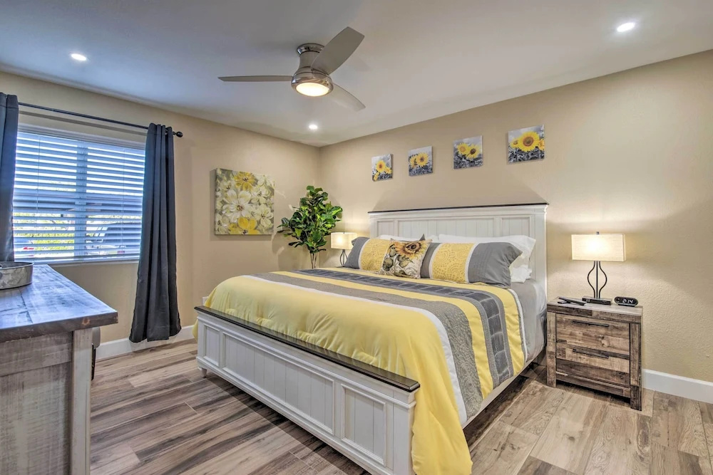 photo 1 of Arizona Condo w/ Community Pool & Hot Tub