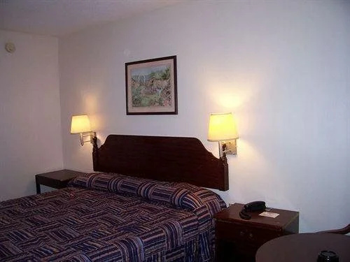 photo 1 of Arrival Inn