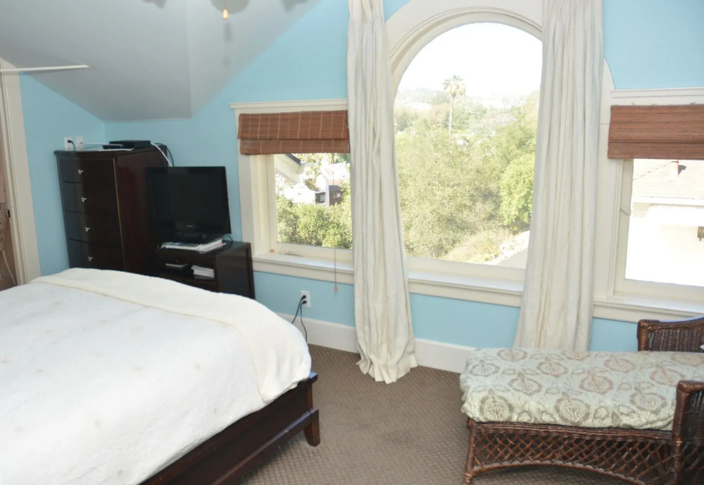 photo 1 of Arroyo Vista Inn