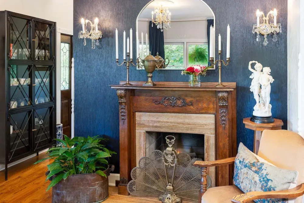 photo 1 of Arsenic and Old Lace B&B