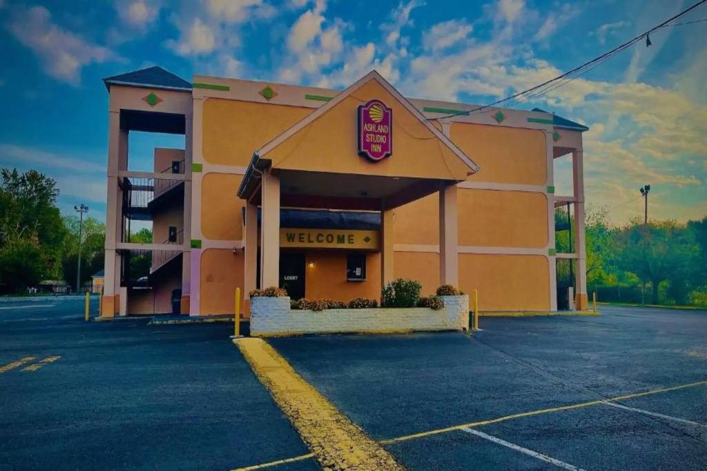 photo 1 of Ashland Studio Inn By OYO Richmond North near Kings Dominion