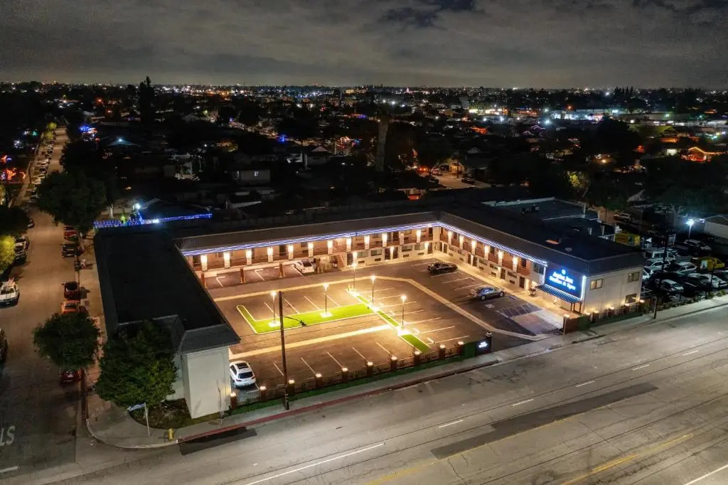 photo 1 of Aspire Inn Studios & Spas