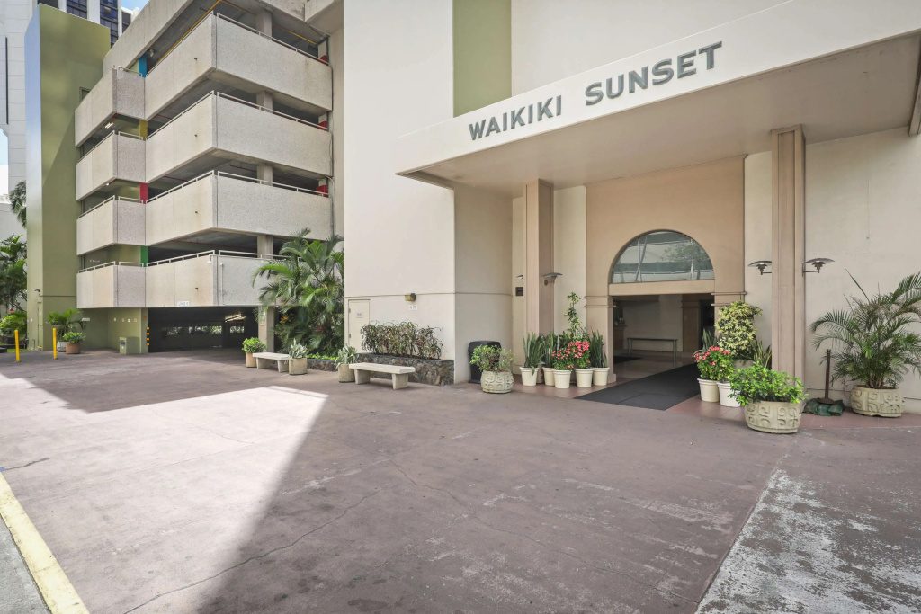 photo 1 of Aston Waikiki Sunset