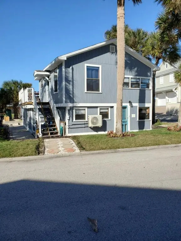 photo 1 of Atlantic Shores Getaway steps from Jax Beach Private House Pet Friendly Near to the Mayo Clinic - UNF - TPC Sawgrass - Convention Center - Shopping Malls - Under 3 Hours from DISNEY