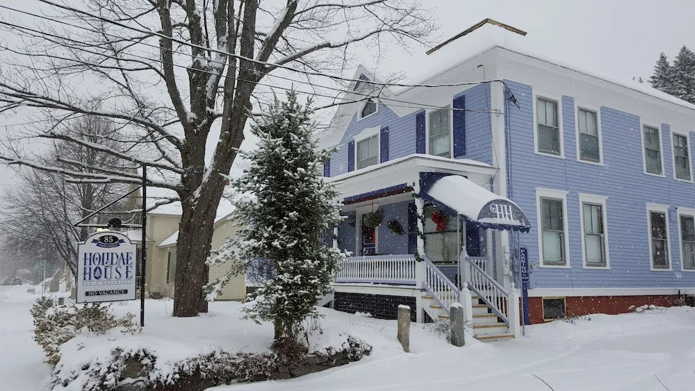 photo 1 of Holidae House Bed & Breakfast