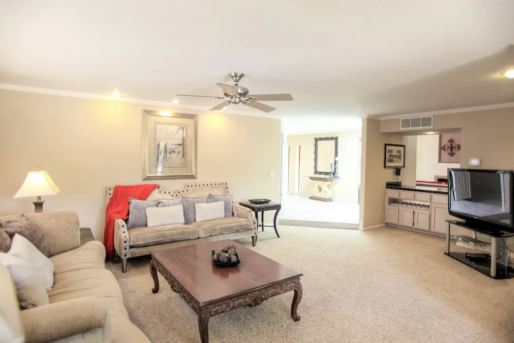 photo 1 of Avalon - 4 Bedroom Home - Scottsdale
