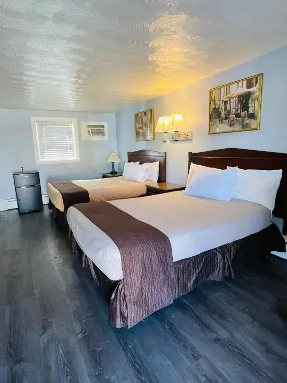 photo 1 of Avalon Motel