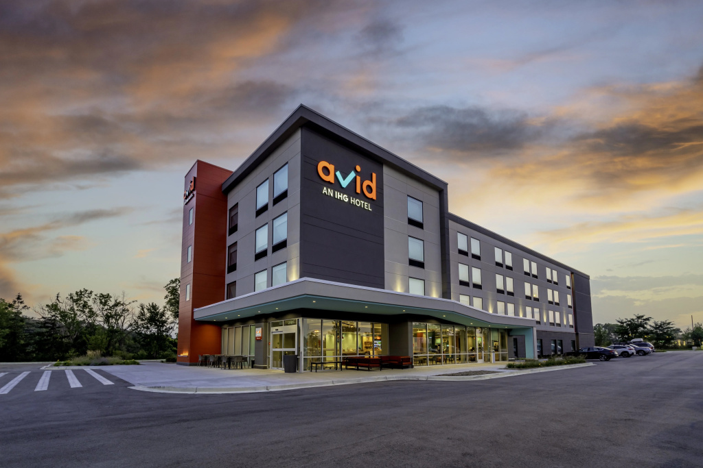 photo 1 of avid hotel Milwaukee West Waukesha by IHG