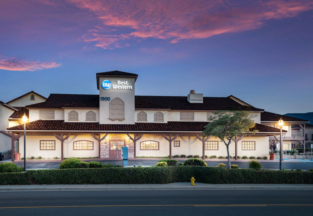 photo 1 of Best Western Corona Hotel & Suites
