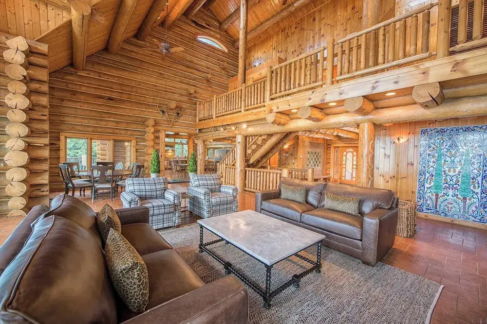 photo 1 of Azalea Retreat by Avantstay Sleeps 34 & Pool