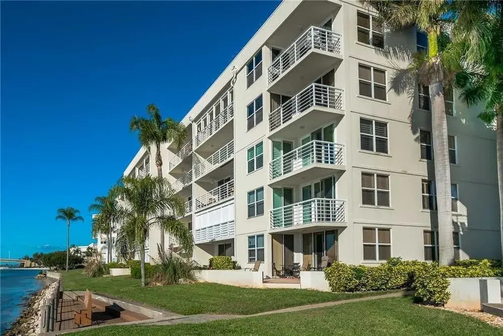 photo 1 of Bahia Vista 15567 - Two Bedroom Condo